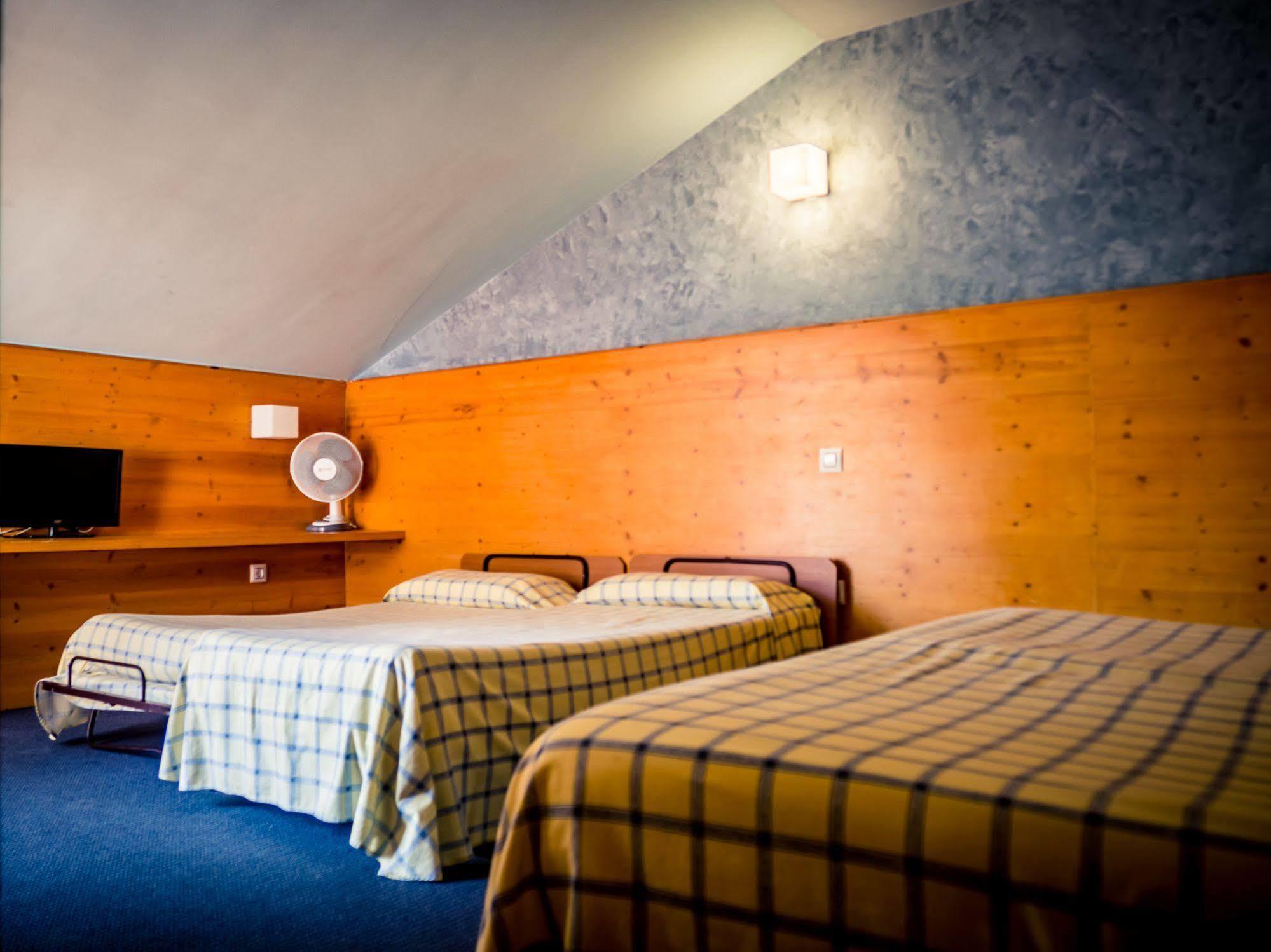 Hotel Bezana Lago Santa Cruz De Bezana Dış mekan fotoğraf