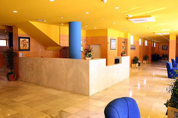 Hotel Bezana Lago Santa Cruz De Bezana Dış mekan fotoğraf